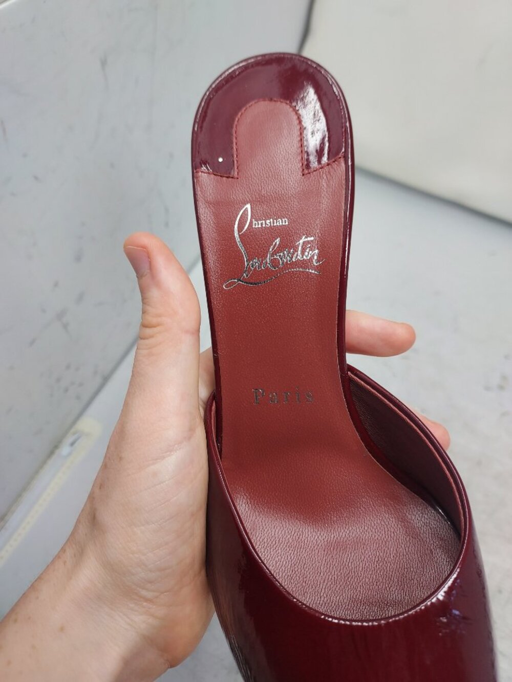 CHRISTIAN LOUBOUTIN Me Dolly Patent Red Burgundy Mule Sandal - Picture 7 of 13